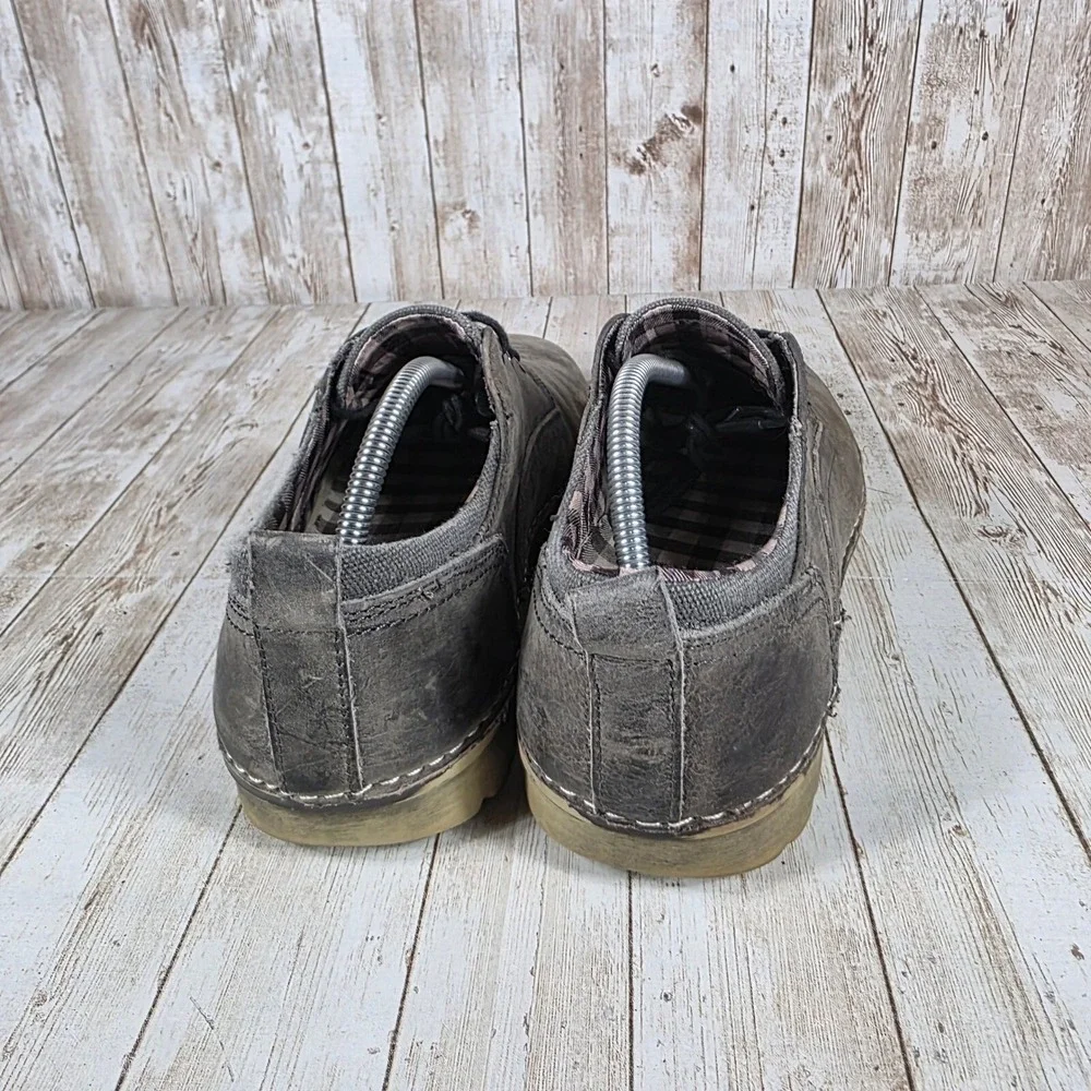 Casual Lace-Up Derby Shoes in Distressed Gray